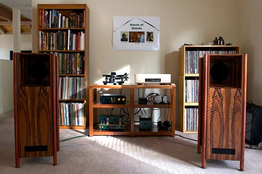 Box Furniture — immagine 1